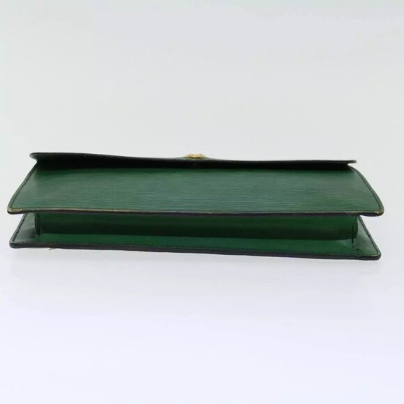LOUIS VUITTON Epi Montaigne 27 Clutch Bag Green - Picture 13 of 16